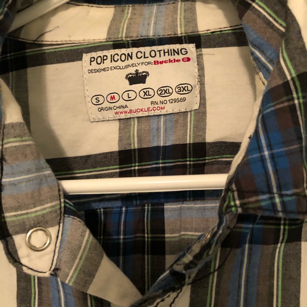 Men’s button down - Picture 3 of 3